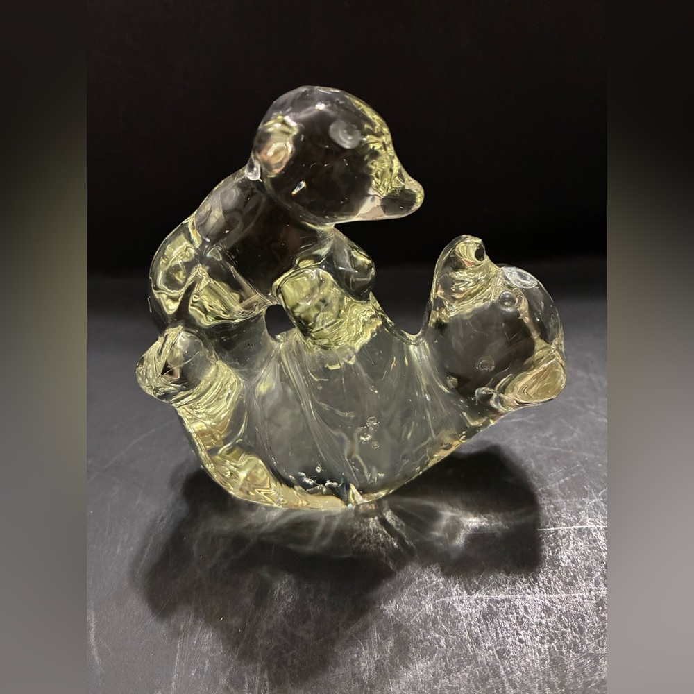 Art Glass Mom & Baby Bears Paperweight